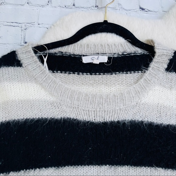 Easel Los Angeles Striped Bohemian Casual Sweater Size Large - Picture 7 of 16